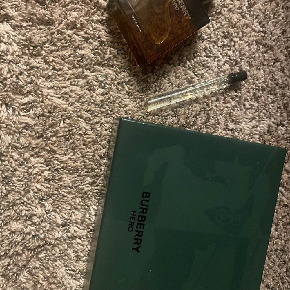 Burberry Hero fragrance